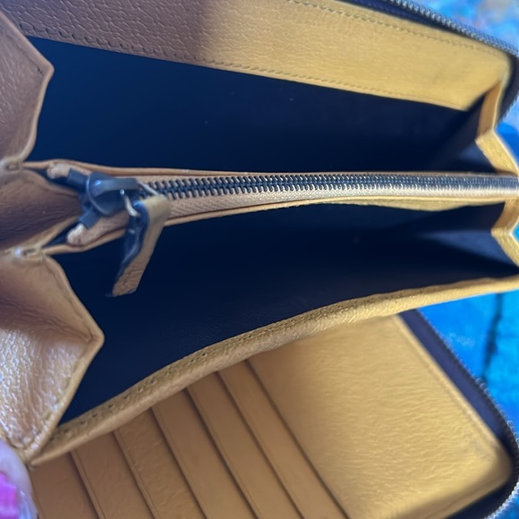 GUCCI long Wallet - Picture 9 of 9